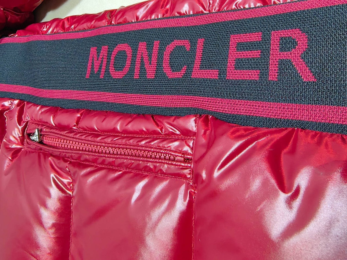 Moncler Glossy Knit-Panel Short Down Coat