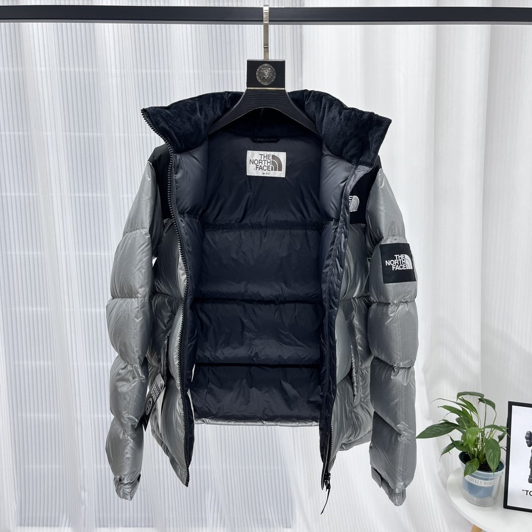 The North Face Color-Block Quilted Puffer Jacket