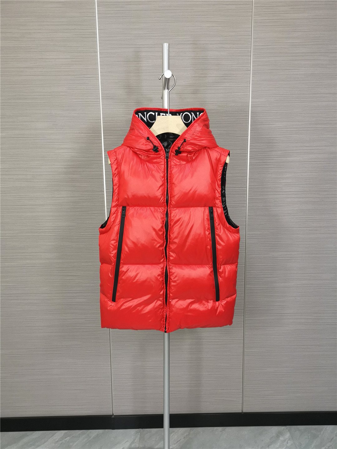 Moncler Hooded Letter-Trim Down Vest