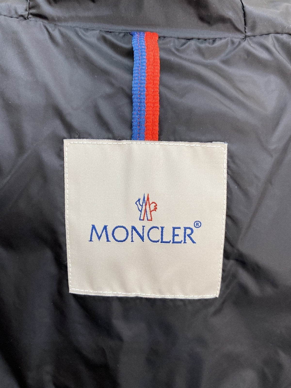Moncler Hooded Striped-Sleeve Puffer Coat
