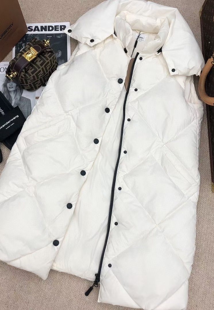 Burberry Long Diamond-Quilted Hooded Down Vest