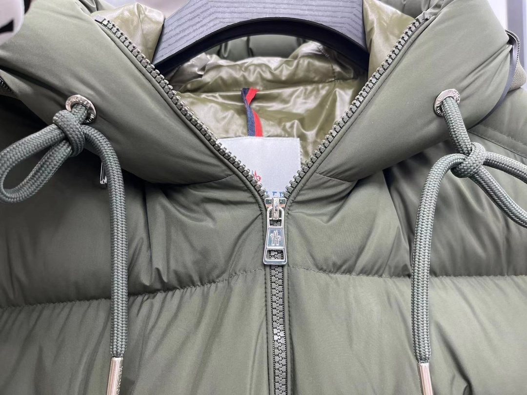 Moncler Hooded Short Down Coat
