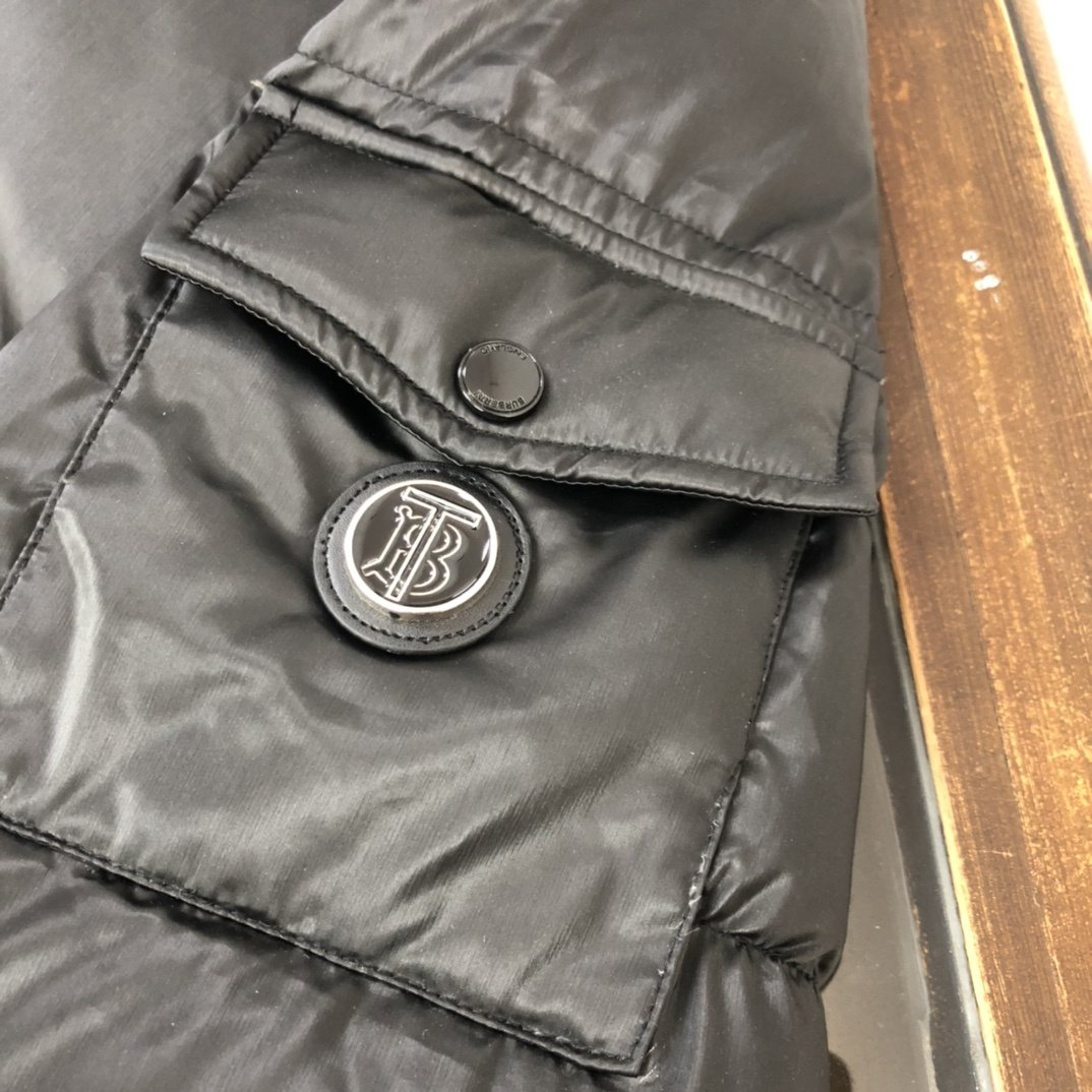 Burberry Glossy Hooded Puffer Jacket