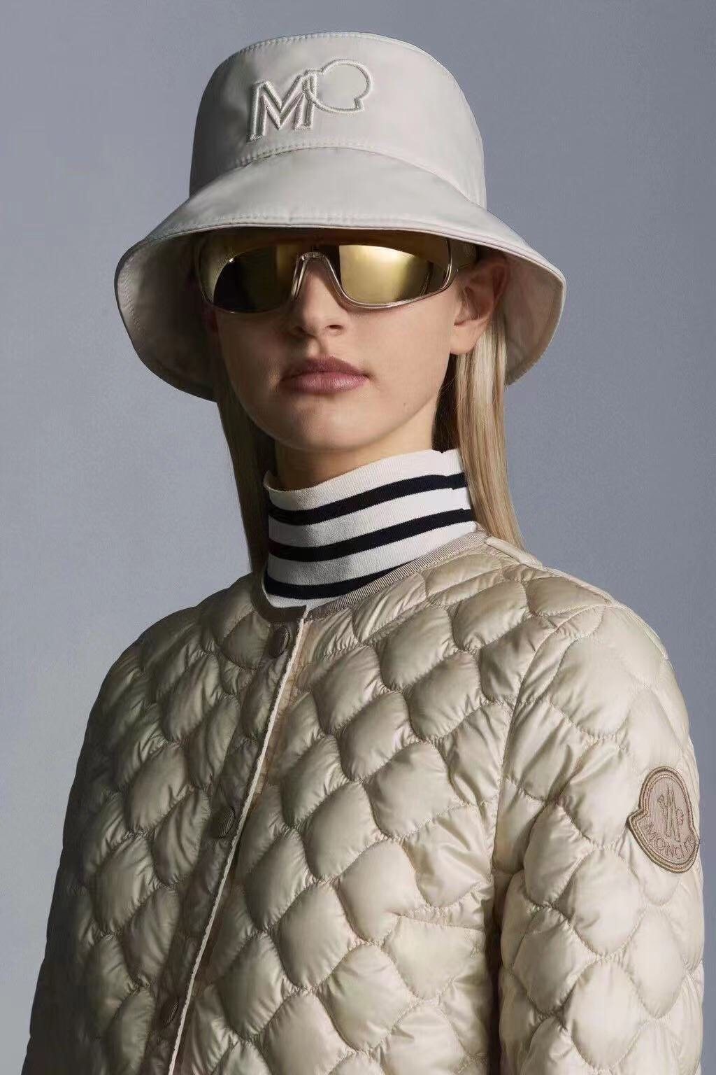 Moncler Women's Heart-Quilted Short Down Coat