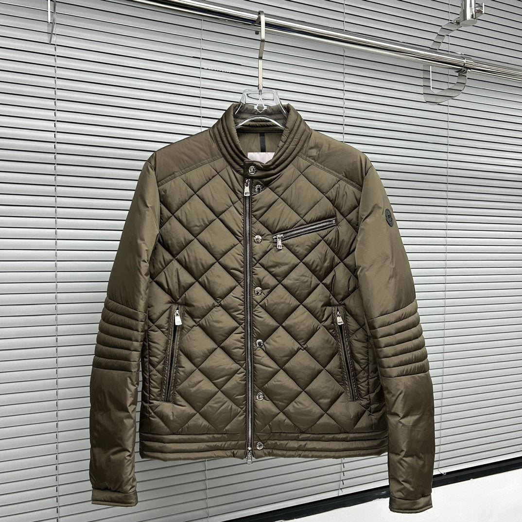 Moncler Diamond-Quilted Zip Coat