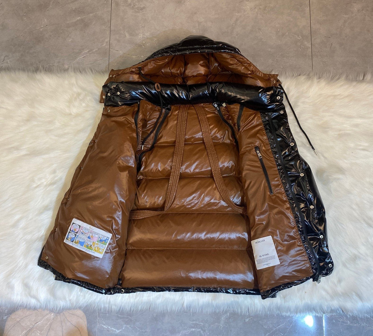 Moncler Glossy Convertible Puffer Coat