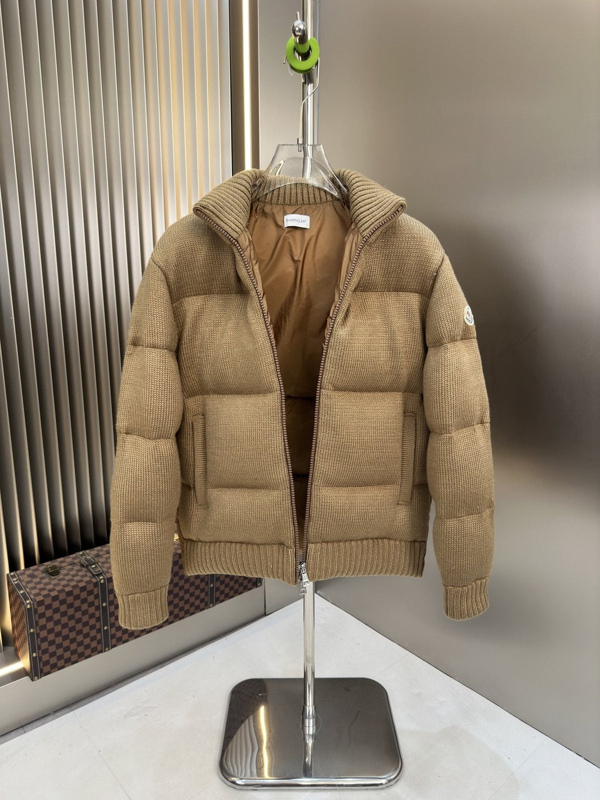 Moncler Quilted Knit-Sleeve Puffer Coat