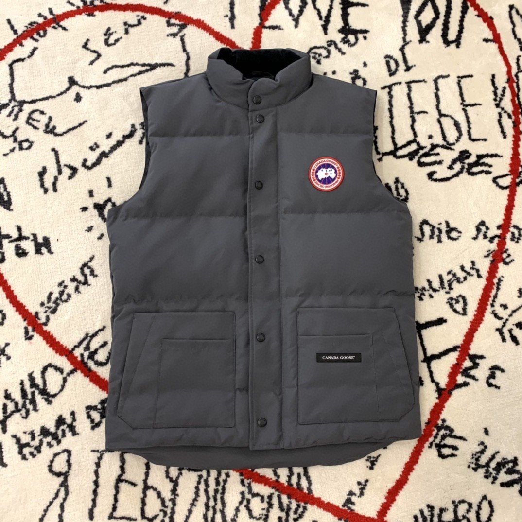 Canada Goose Quilted Snap-Front Vest