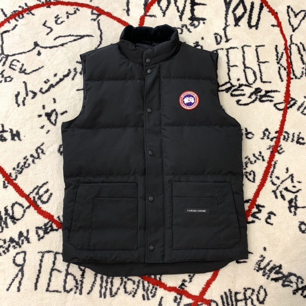 Canada Goose Quilted Snap-Front Vest