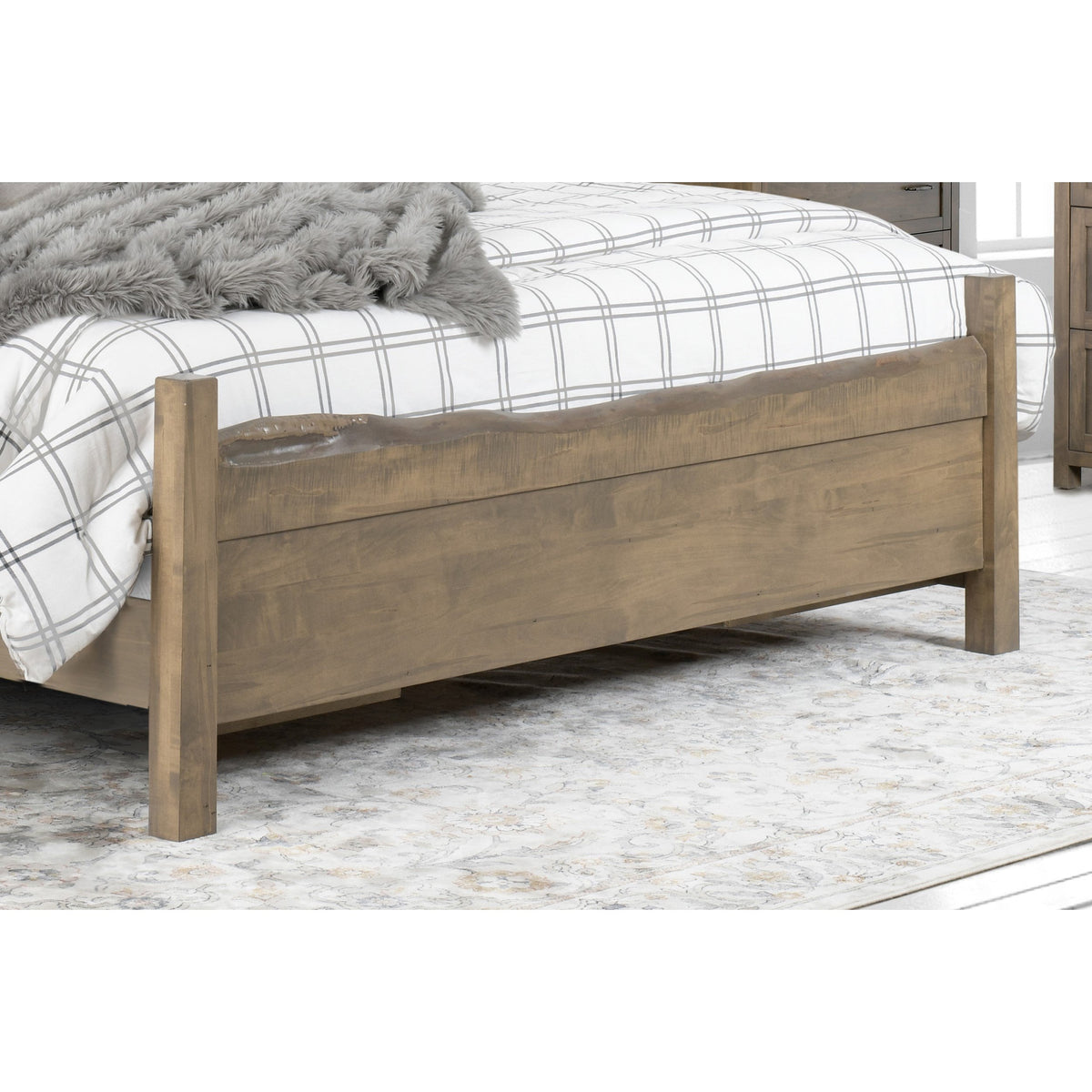 Tuscany Live Edge 5pc Set w/ Storage Bed
